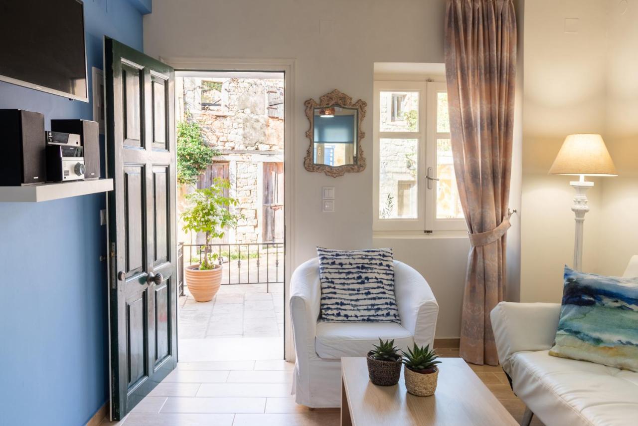 Maisonette Elena Longós Exteriör bild