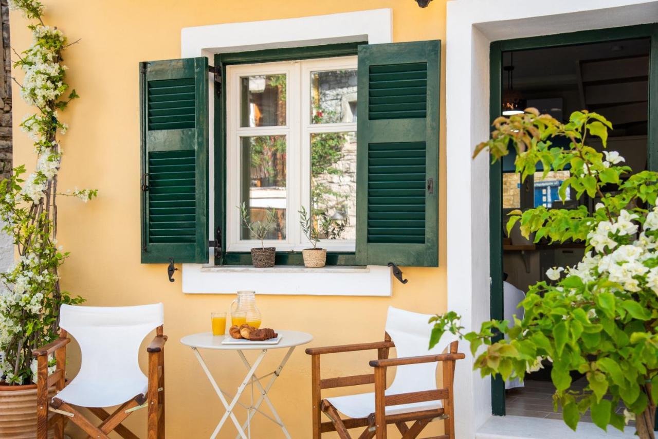 Maisonette Elena Longós Exteriör bild